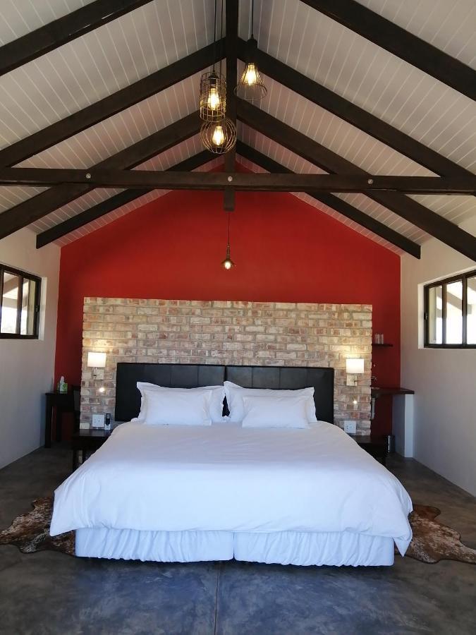 Khan River Lodge Wilhelmstal Екстер'єр фото